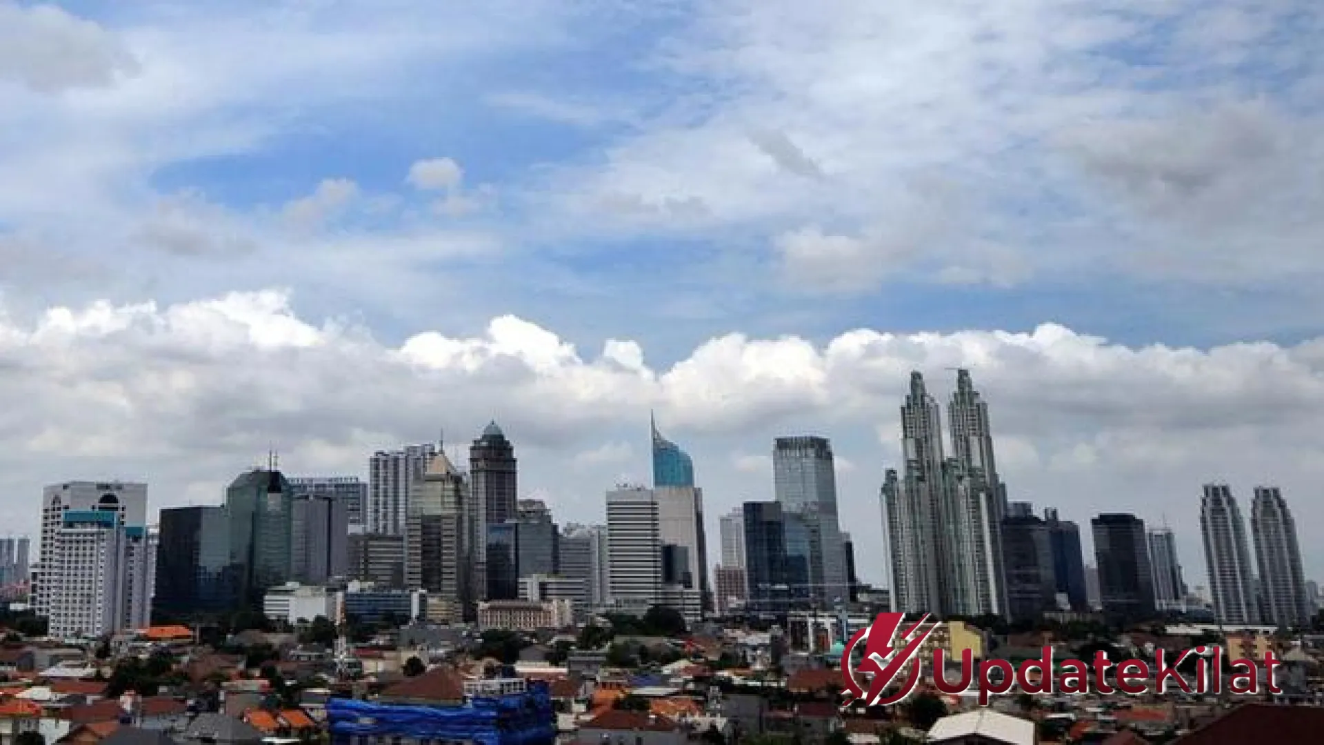 Prakiraan Cuaca Jabodetabek 22 April 2026: Transisi Langit Cerah Menuju Guyuran Hujan di Tengah Ancaman El Nino Godzilla