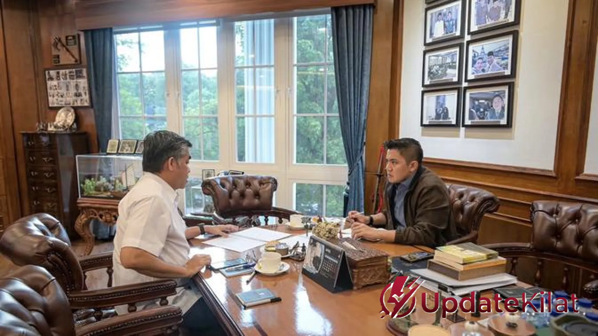 Transformasi Ketenagakerjaan: Seskab Teddy dan Menaker Yassierli Matangkan Strategi Magang Nasional demi SDM Unggul