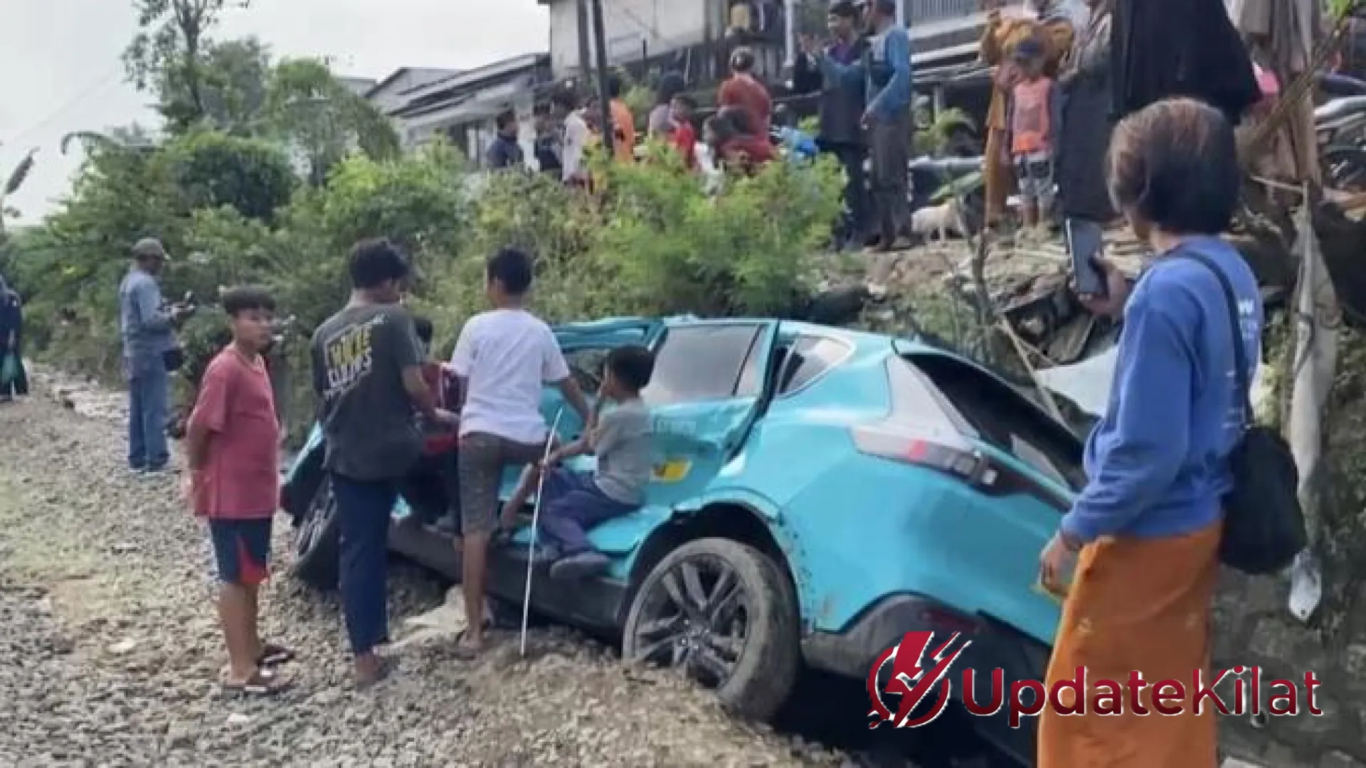 Misteri Tragedi Bekasi Timur: Sopir Taksi Green SM Diperiksa Intensif Terkait Tabrakan Maut KRL dan KA Argo Bromo