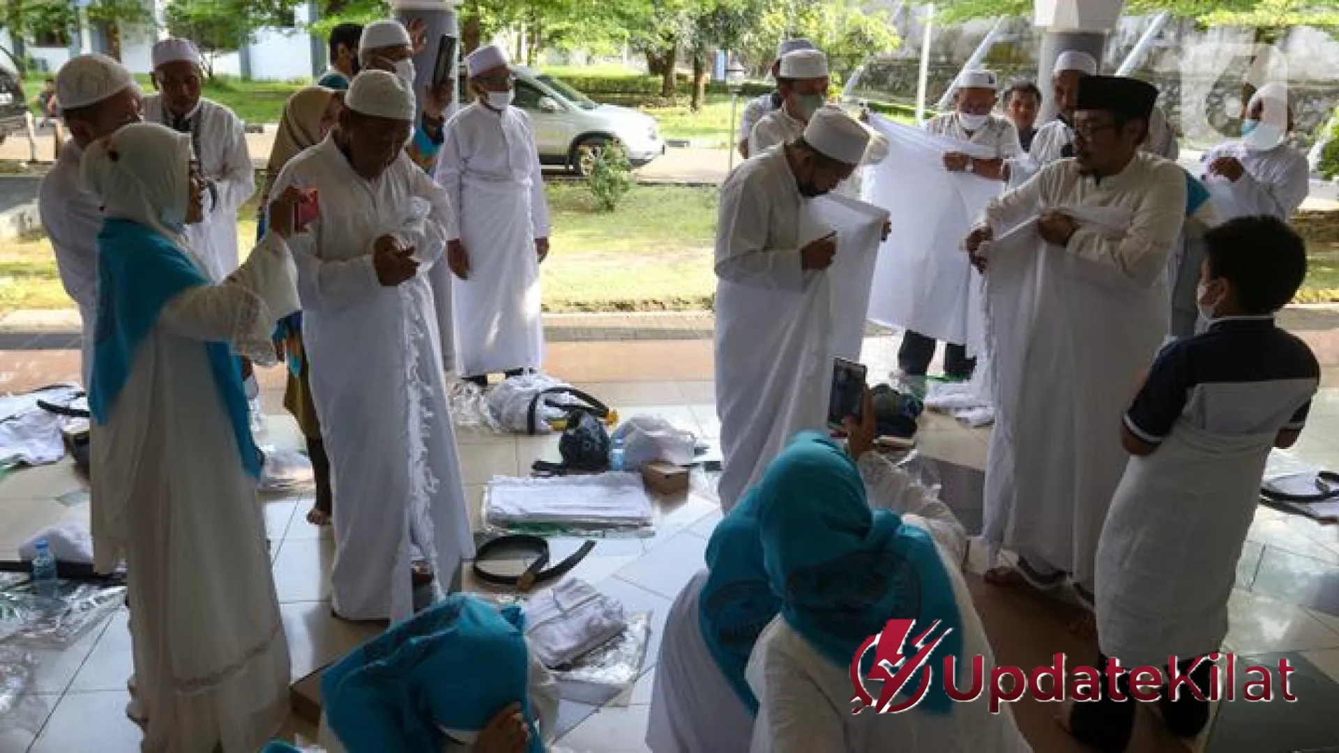 Panduan Lengkap Umrah Mandiri 2026: Daftar Dokumen Wajib dan Persiapan Logistik untuk Ibadah yang Tenang