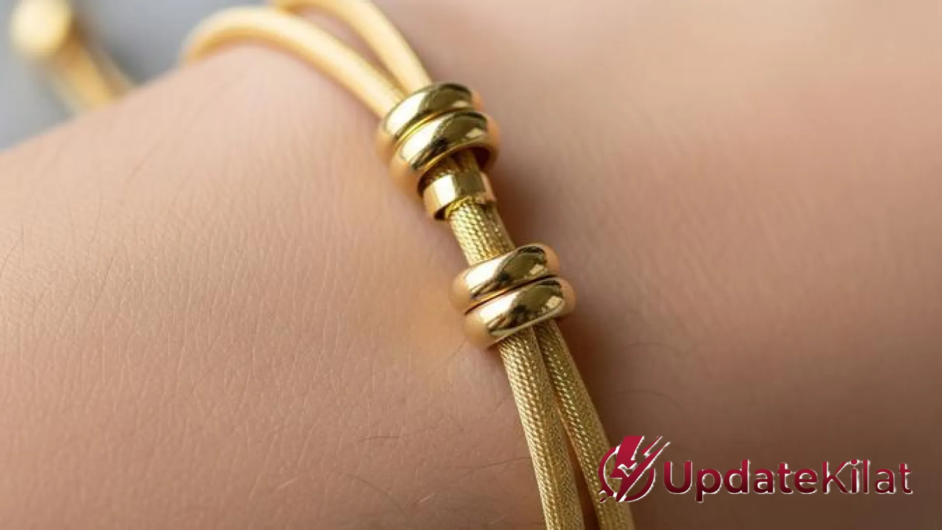 Sentuhan Elegan di Pergelangan: 8 Model Gelang Emas yang Menciptakan Ilusi Tangan Lebih Slim dan Menawan
