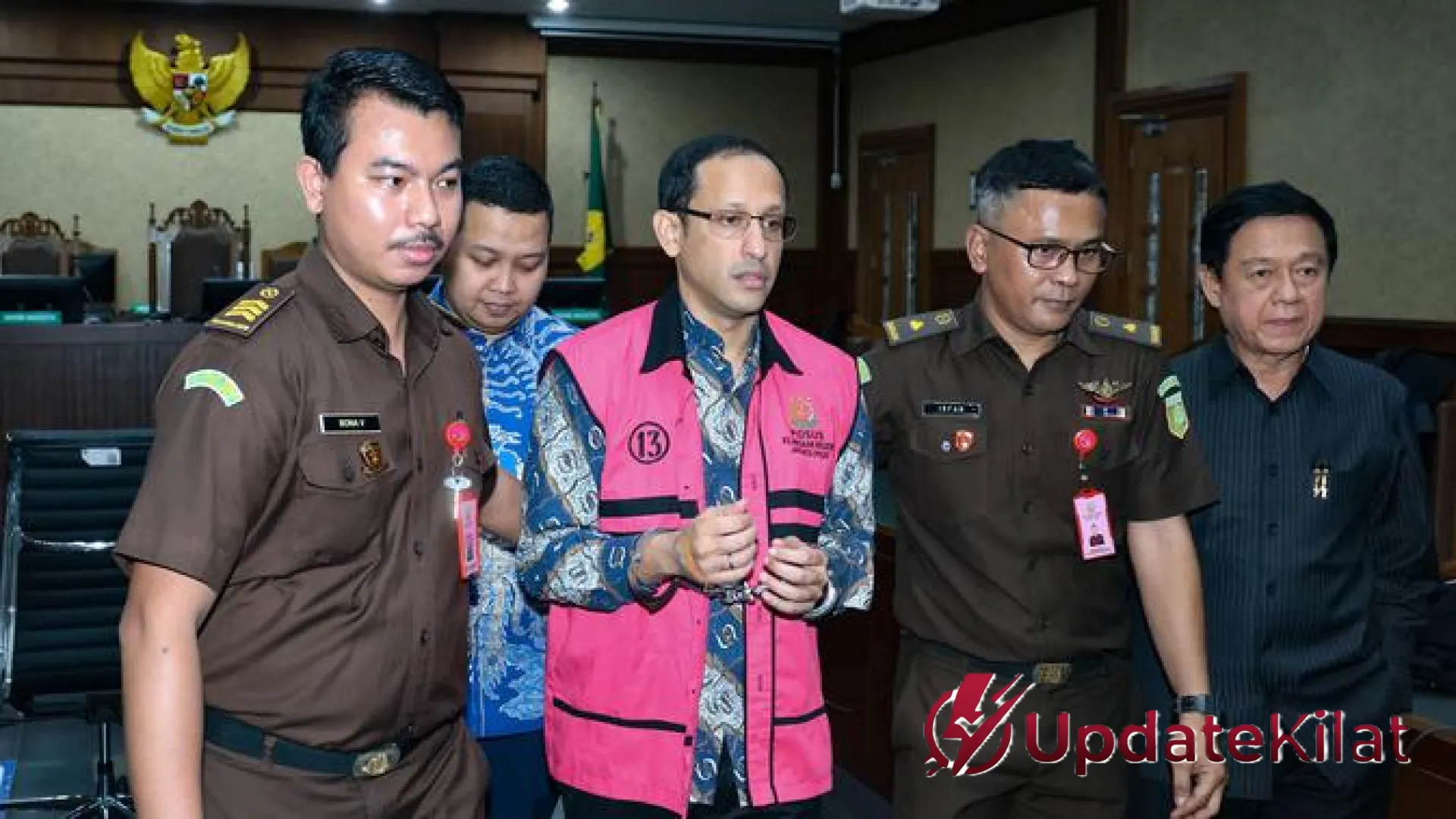 Pesan Menyentuh Franka Franklin di Tengah Sidang Nadiem Makarim: Sebuah Janji Kesetiaan di Titik Terendah