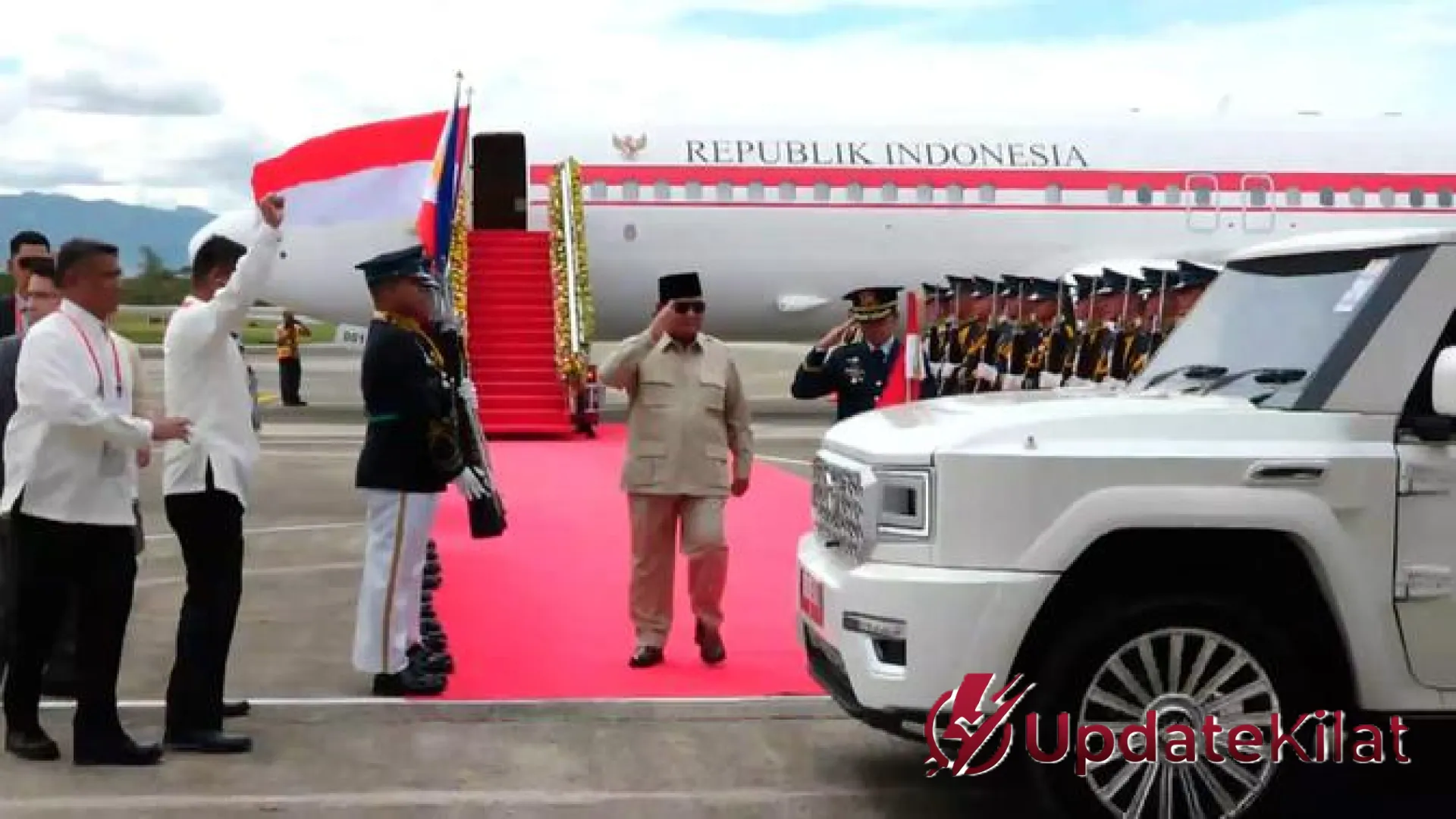 Visi Merakyat Prabowo Subianto: Instruksi Khusus ke Pindad untuk Desain Mobil Kepresidenan yang Lebih Terbuka