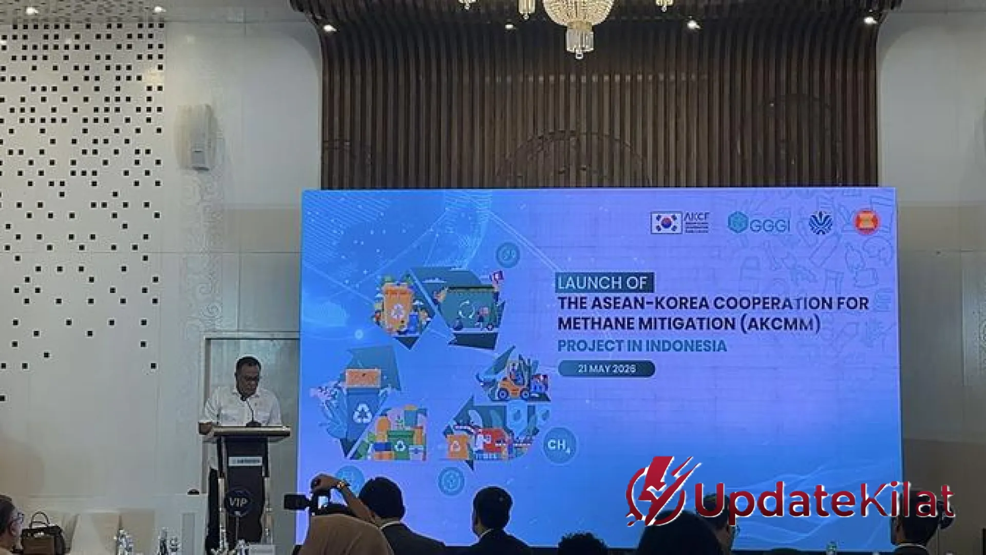 Ancaman Tersembunyi di Balik Industri Sawit: Menteri LH Ungkap Limbah POME Sebagai Kontributor Utama Emisi Metana Nasional