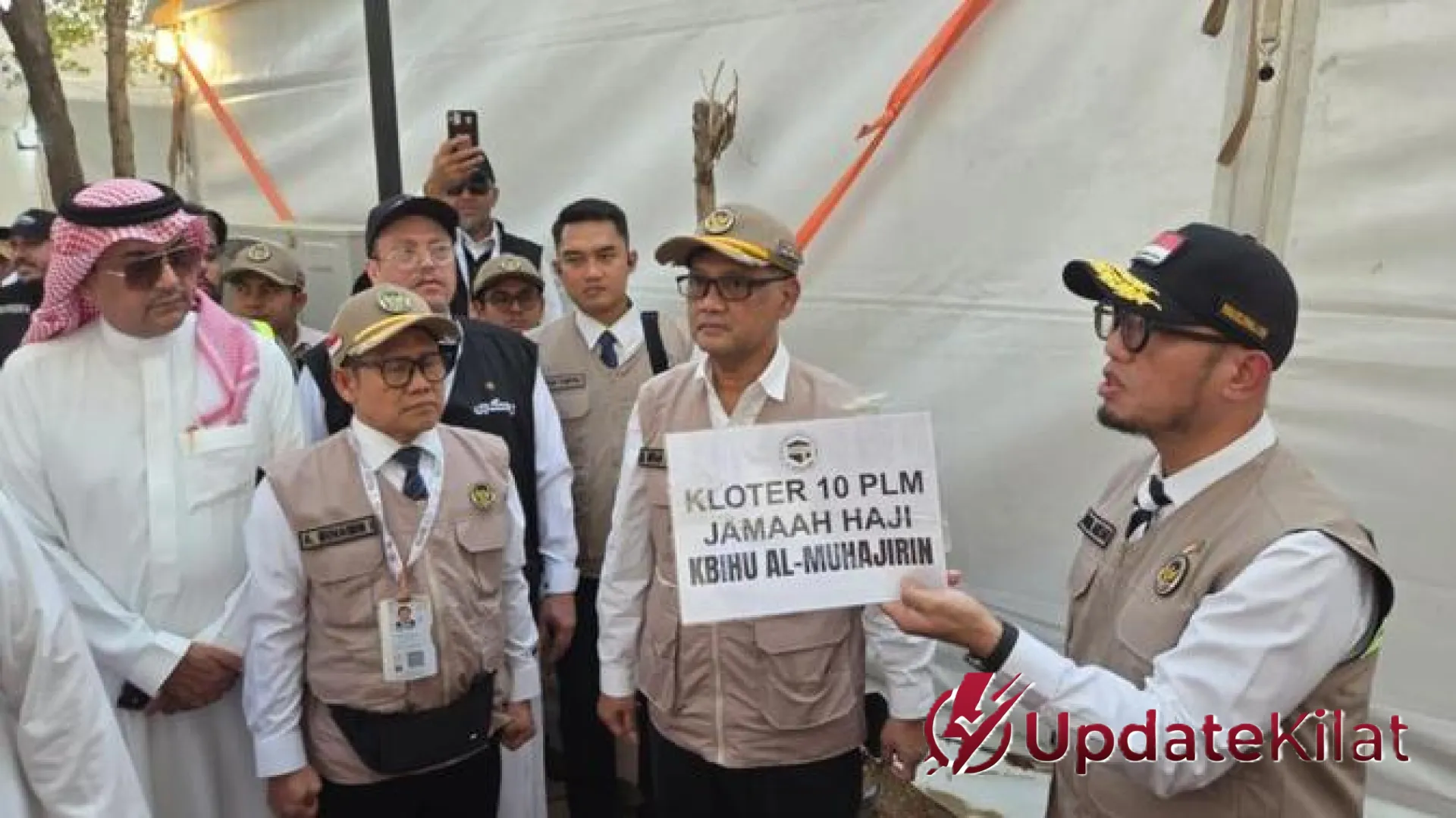 Ketegasan Wamenhaj di Arafah: Copot Paksa Atribut KBIHU dan Ancam Cabut Izin Operasional