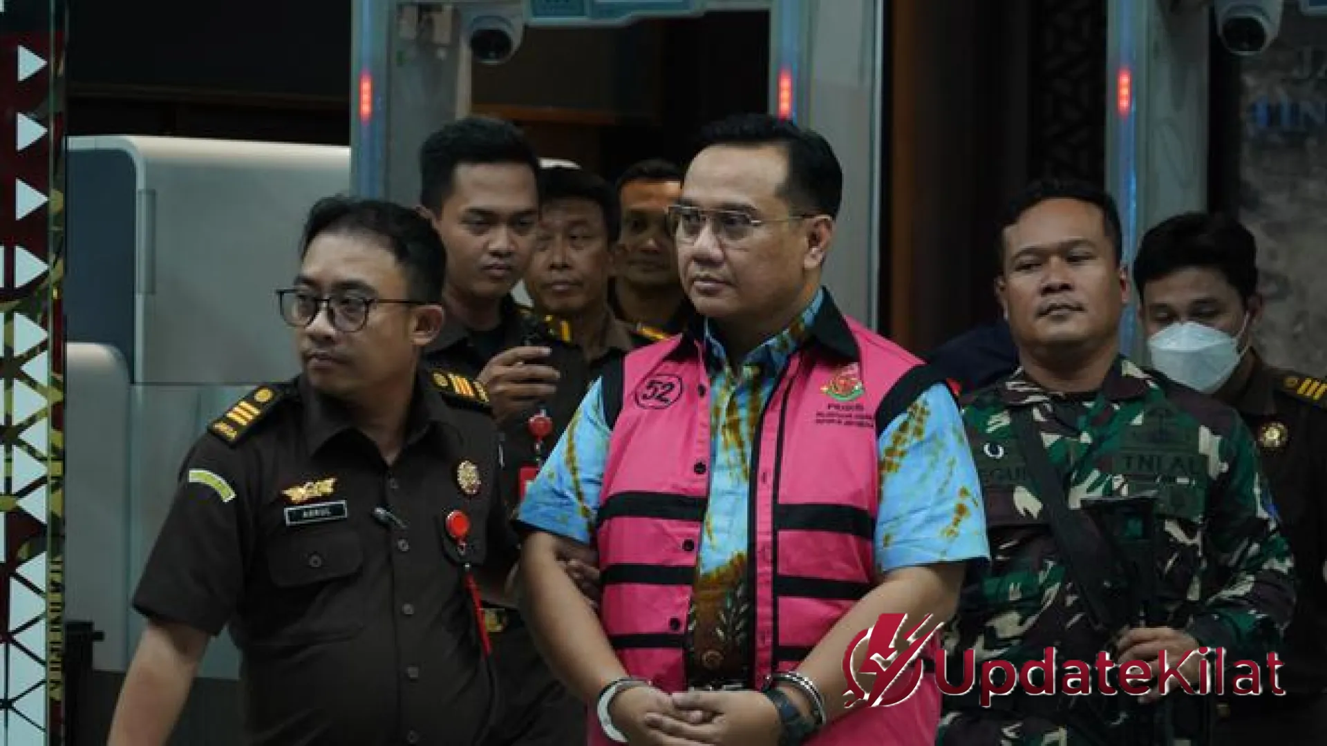 Skandal Perintangan Korupsi CPO: Eks Anggota Ombudsman Yeka Hendra Fatika Resmi Jadi Tersangka