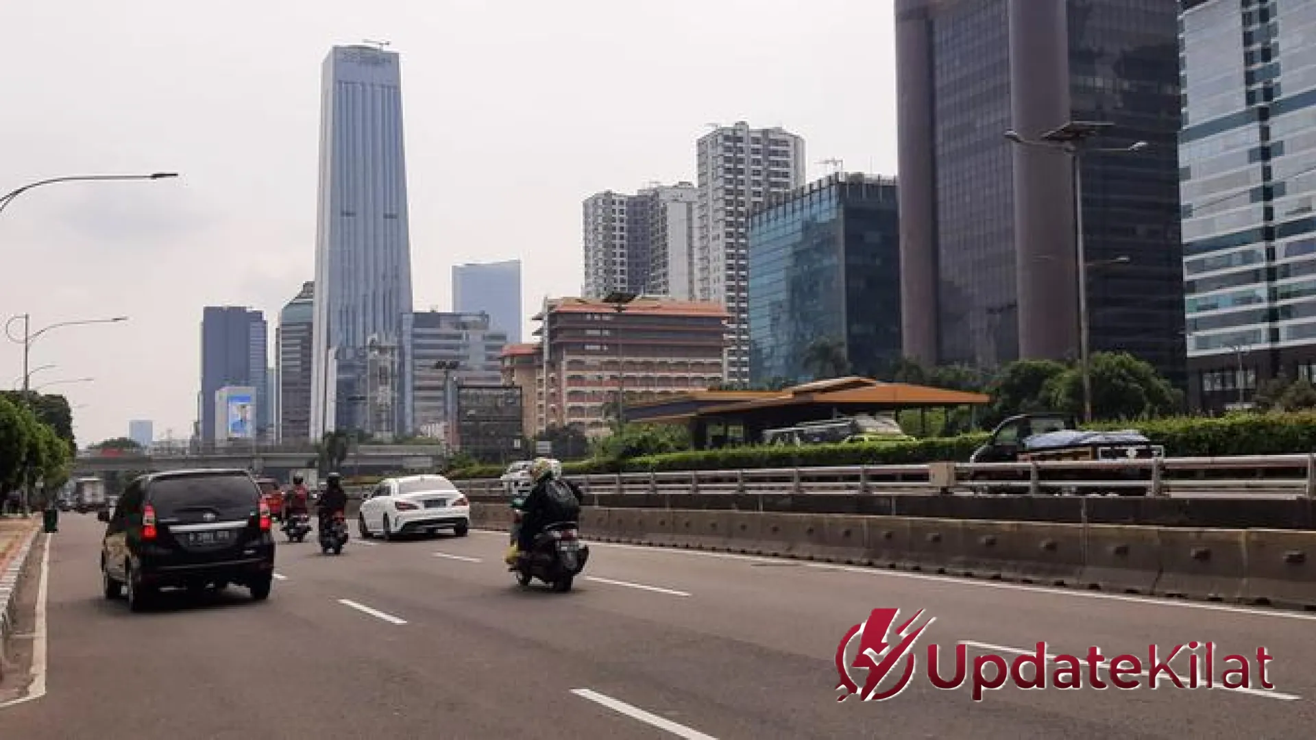 Jakarta Diprediksi Cerah Sepanjang Kamis 28 Mei 2026: BMKG Ingatkan Potensi Suhu Panas dan Risiko Heat Stroke pada Anak