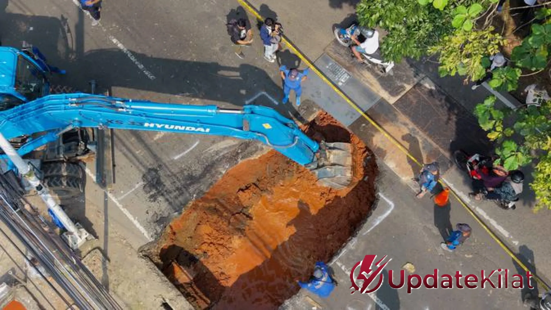 Misteri Aspal ‘Kopong’ Lenteng Agung: Fakta Mengejutkan di Balik Lubang Raksasa yang Menelan Kendaraan