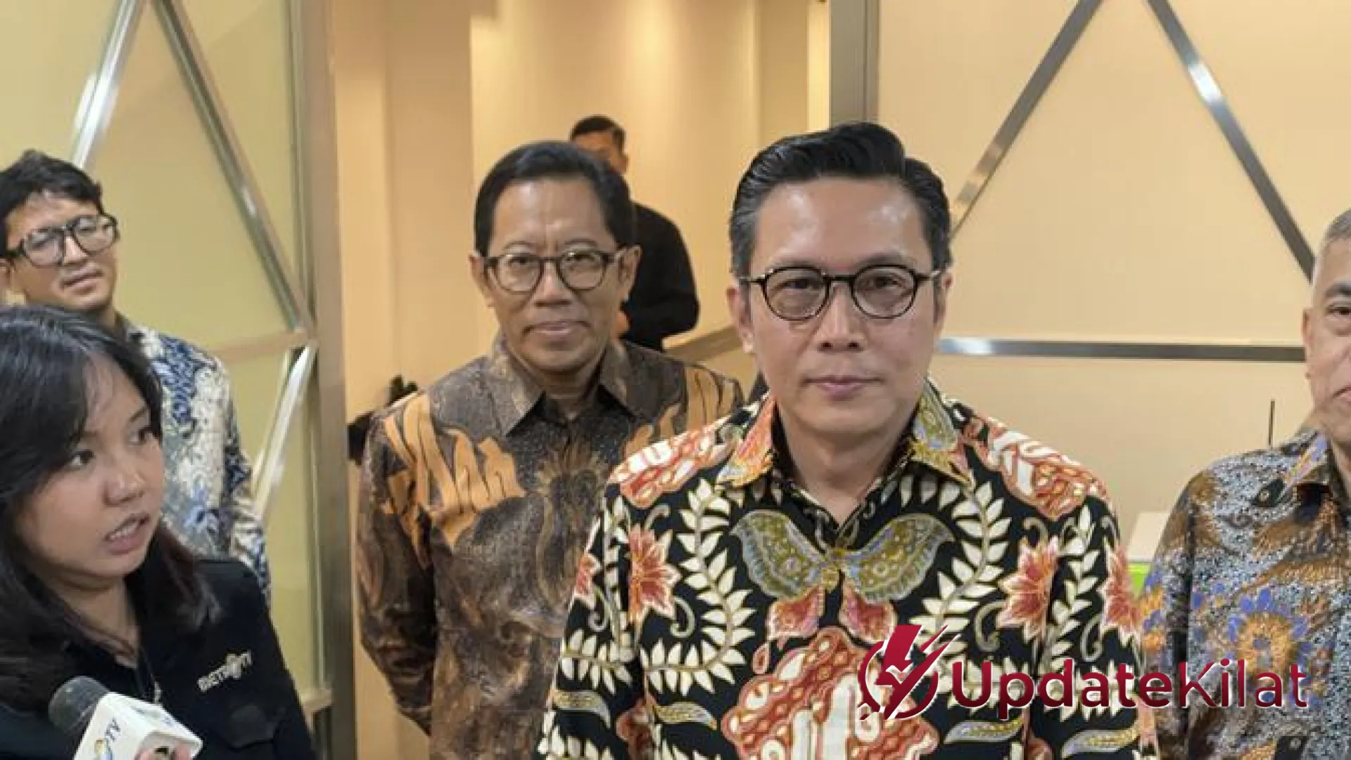 Fundamental Emiten Tetap Kokoh: Mengapa Investor Tak Perlu Panik Menghadapi Dinamika Pasar Saham Saat Ini?