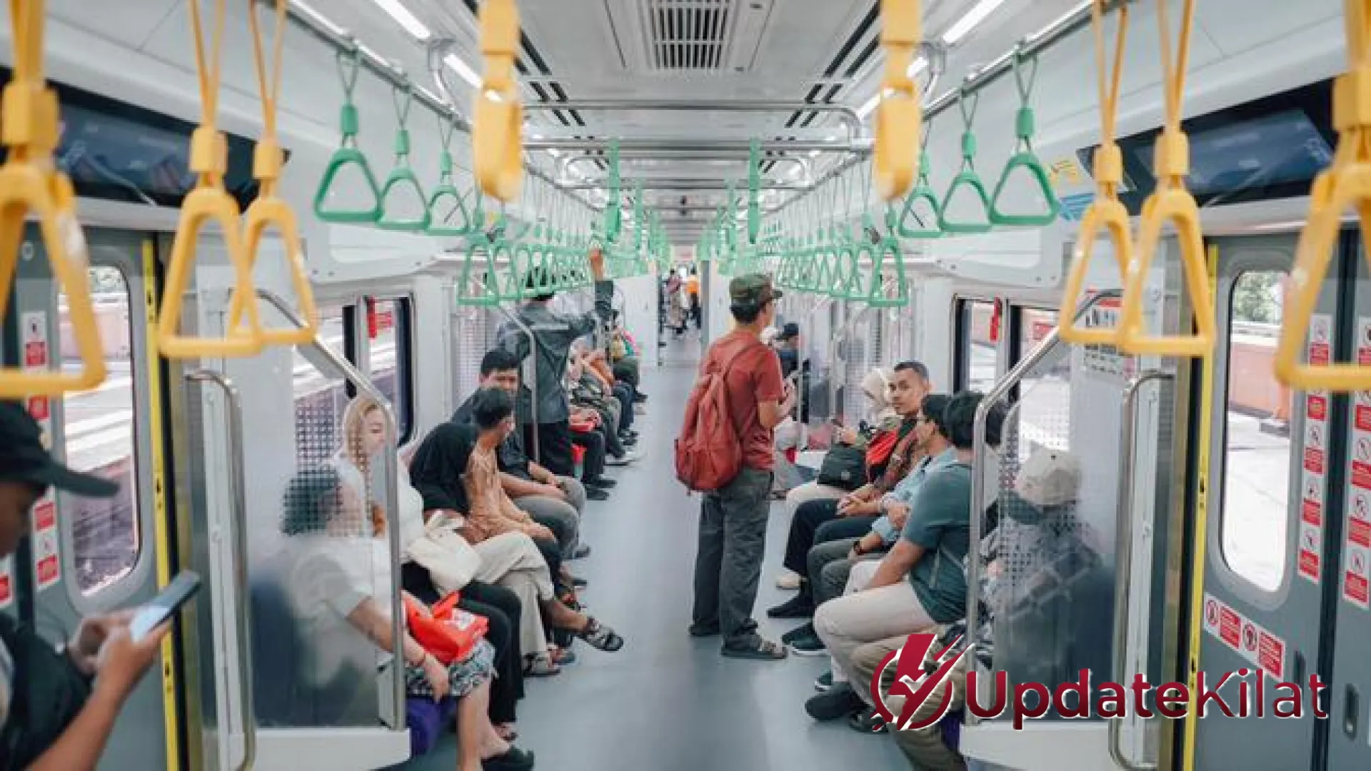 Kebakaran Jalur Tanah Abang Padam, Operasional KRL Berangsur Normal Setelah Drama Pagi yang Menegangkan