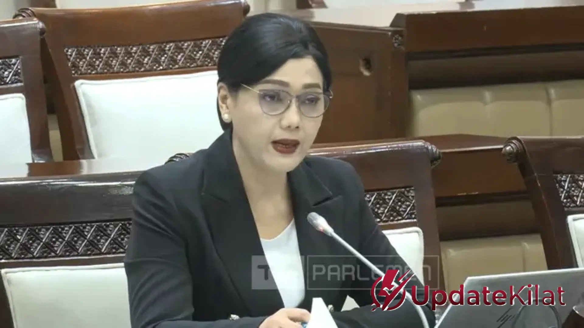 Kebangkitan Pasar Modal: OJK Ungkap Rahasia di Balik Lonjakan IHSG 7,5 Persen dan Strategi Penyelamatan Saham BUMN
