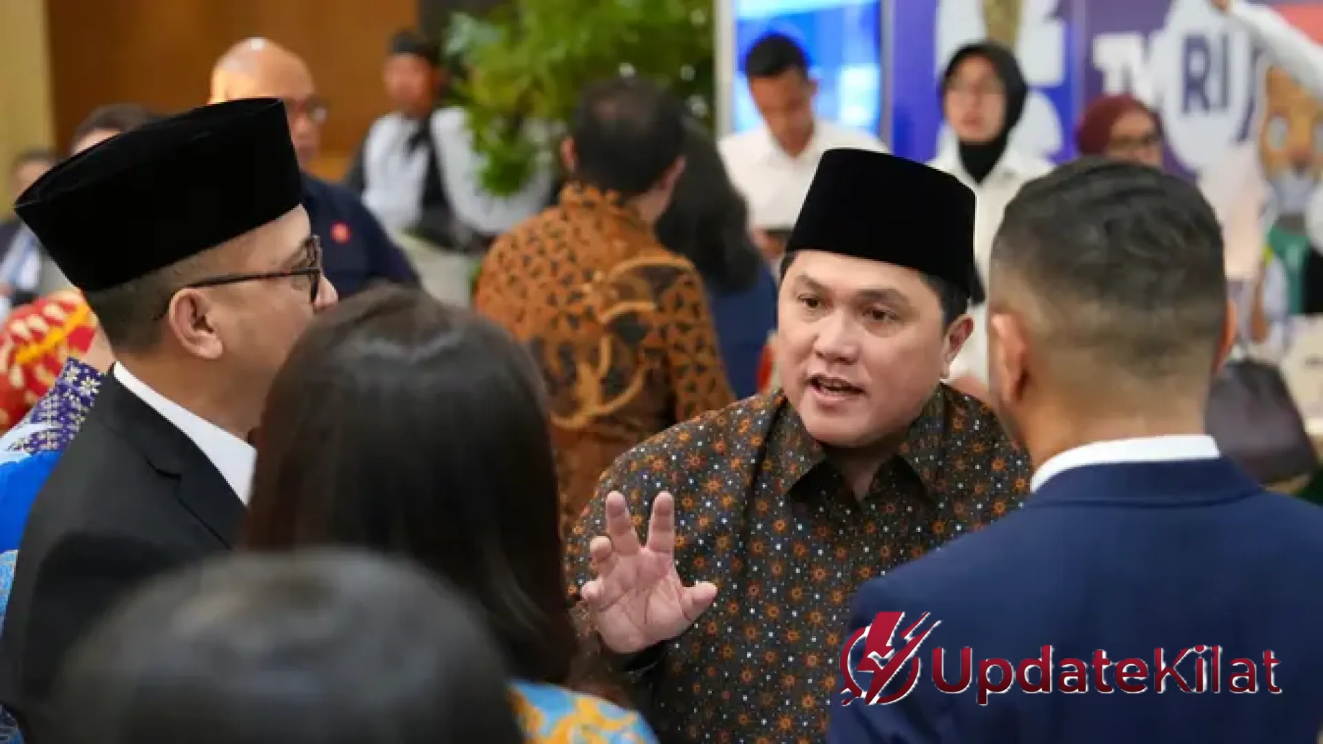 Gebrakan Erick Thohir: Nobar Gratis Piala Dunia 2026 Jadi Mesin Penggerak Ekonomi Rakyat