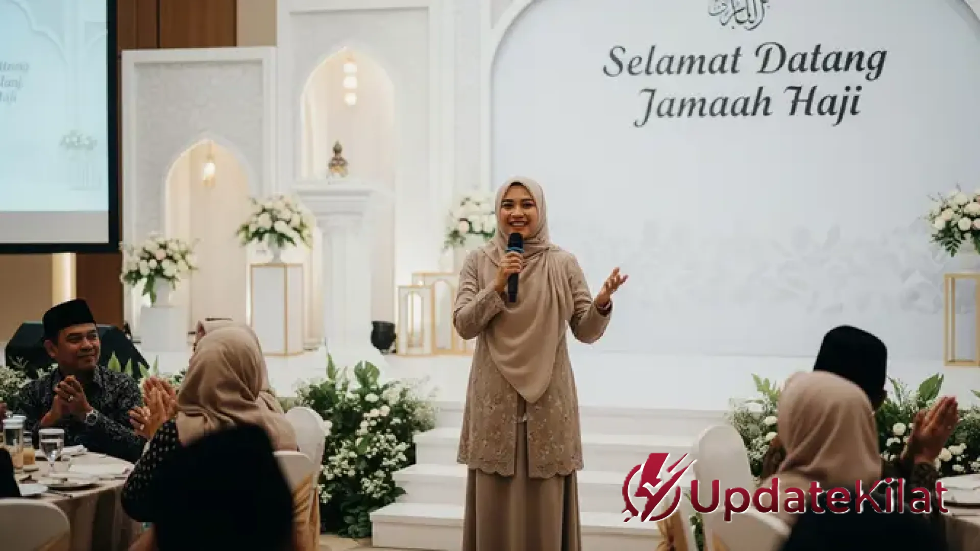 Panduan Lengkap Susunan Acara Syukuran Pulang Haji: Contoh Teks MC Profesional dan Makna Spiritual Walimatul Naqi’ah