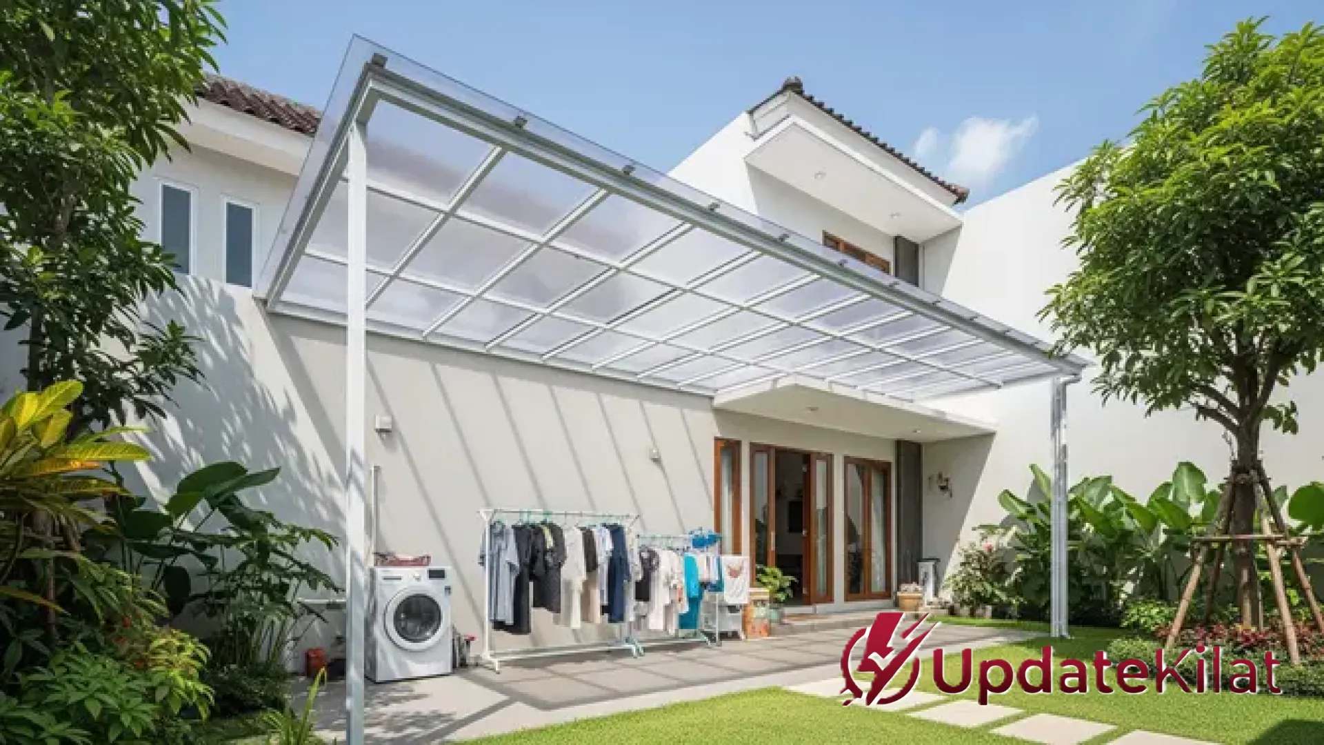 8 Inspirasi Desain Kanopi Jemuran Belakang Rumah: Tetap Terang, Estetik, dan Bebas Bau Apek