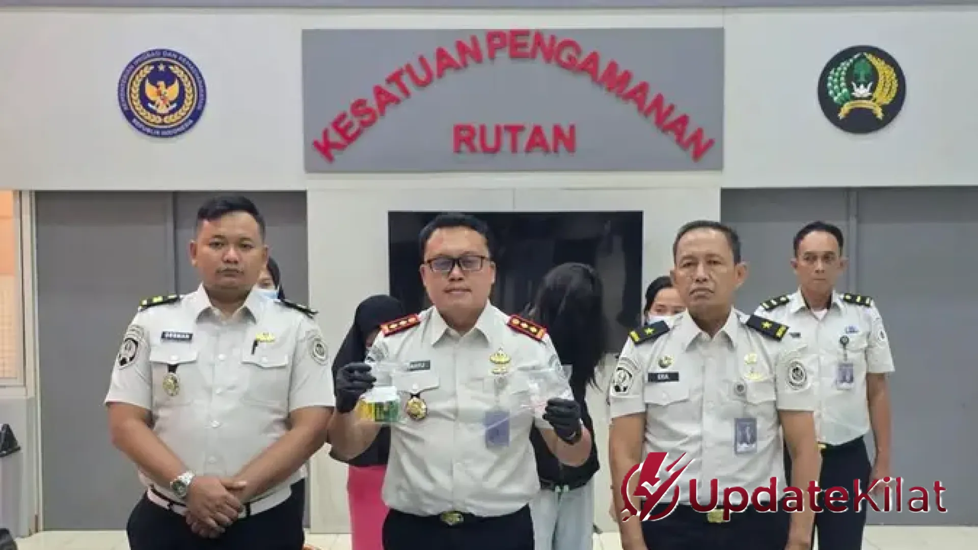 Modus Licin Penyelundupan Narkoba di Rutan Salemba: Dari Botol Obat Batuk Hingga Kunciran Rambut
