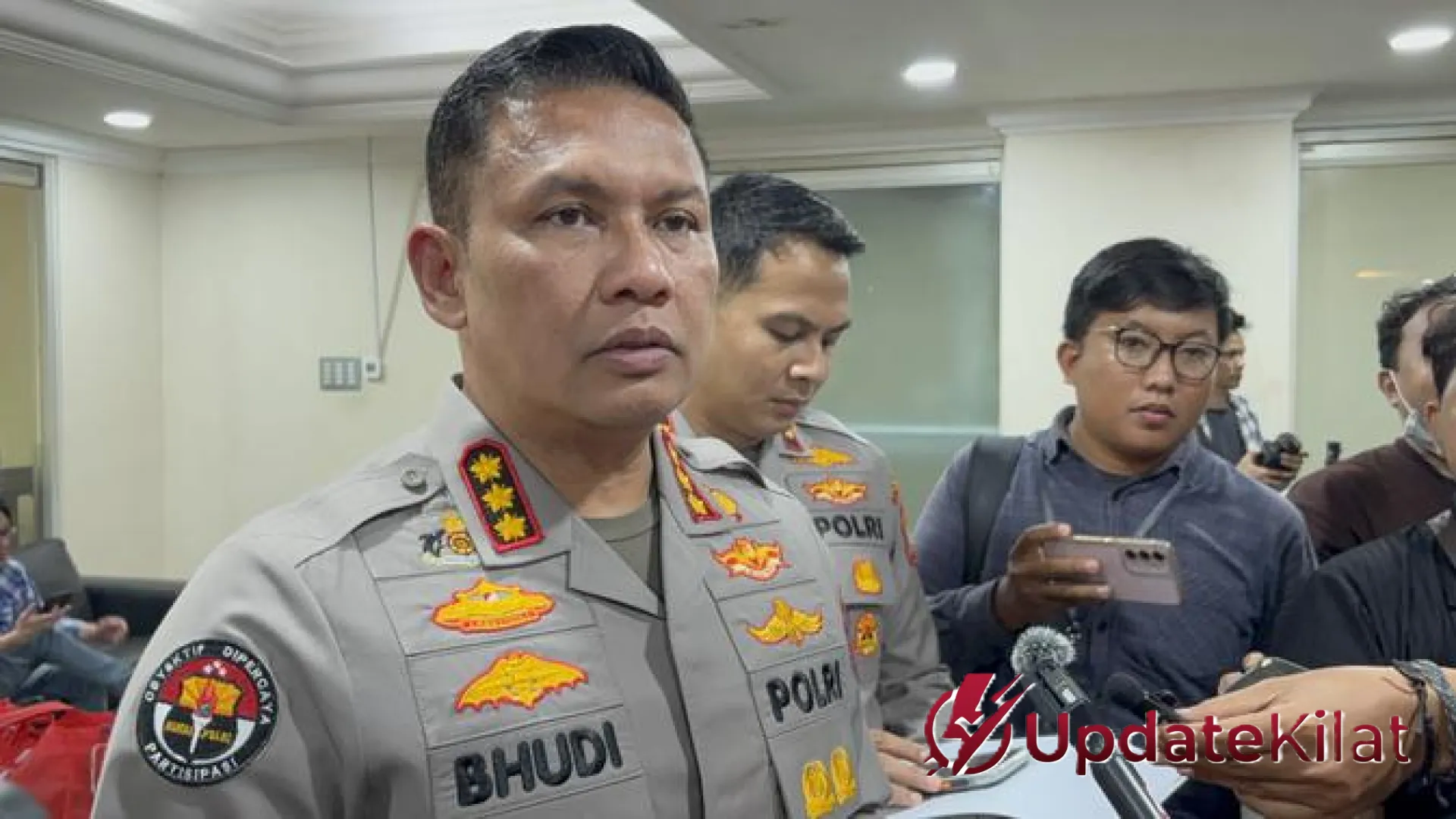 Babak Baru Kasus Tudingan Ijazah Palsu Jokowi: Polda Metro Jaya Resmi Hentikan Penyidikan Tiga Tersangka