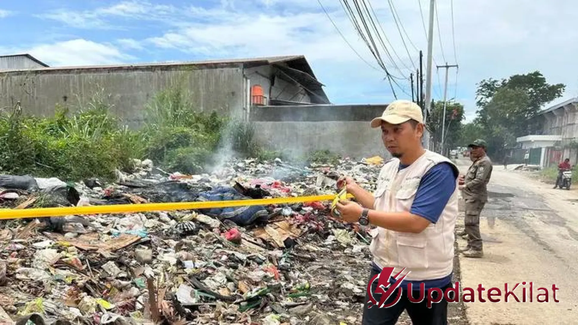 Bau Menyengat Berakhir, Pemkot Depok Resmi Segel TPS Liar di Kavling DPR Serua