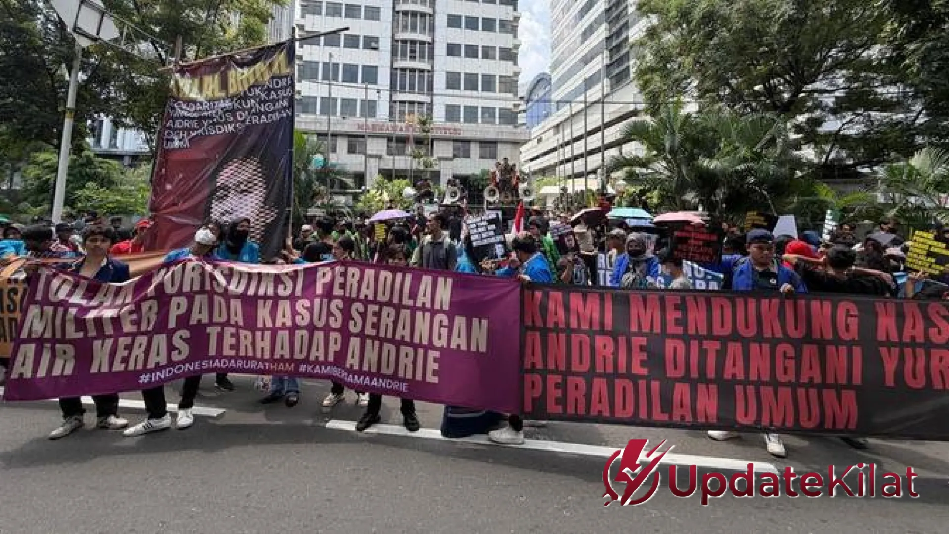 Gema Solidaritas untuk Andrie Yunus di MK: Menuntut Transparansi dan Reformasi Peradilan Militer