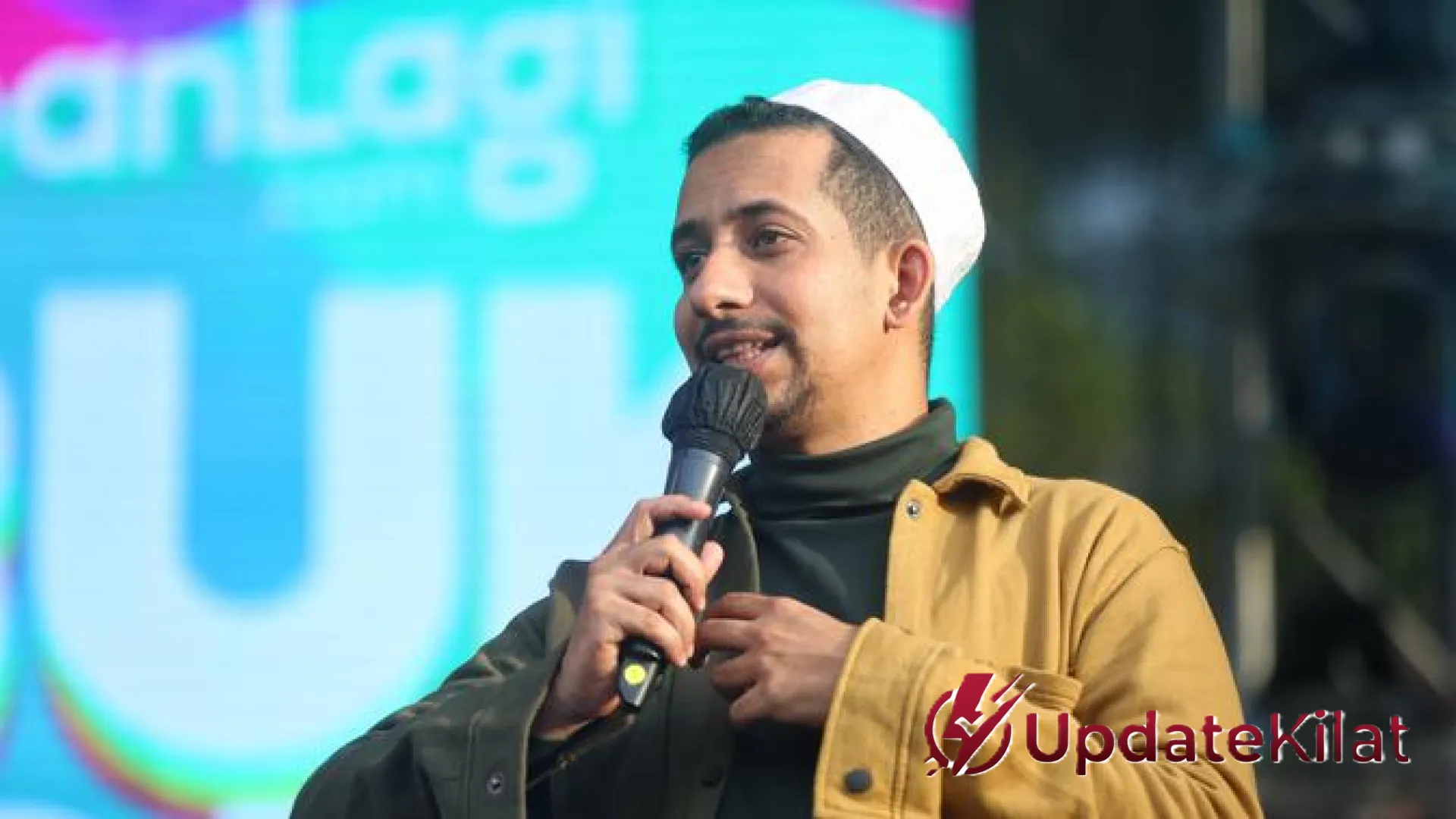 Menguak Rahasia Doa yang Berulang: Antara Wujud Kehambaan dan Terapi Jiwa ala Habib Ja’far