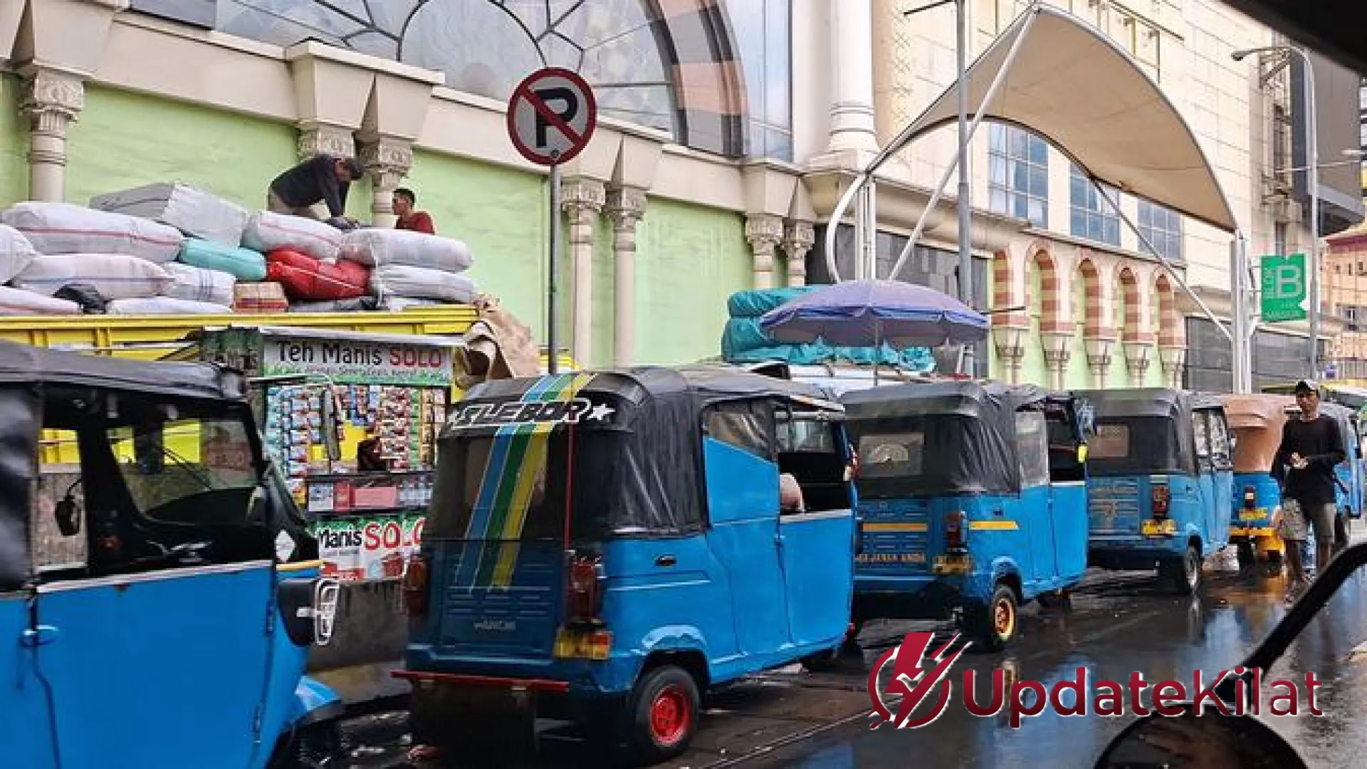 Sisi Kelam Tanah Abang: Jeritan Sopir Bajaj yang Terjepit Lingkaran Setan Pungli