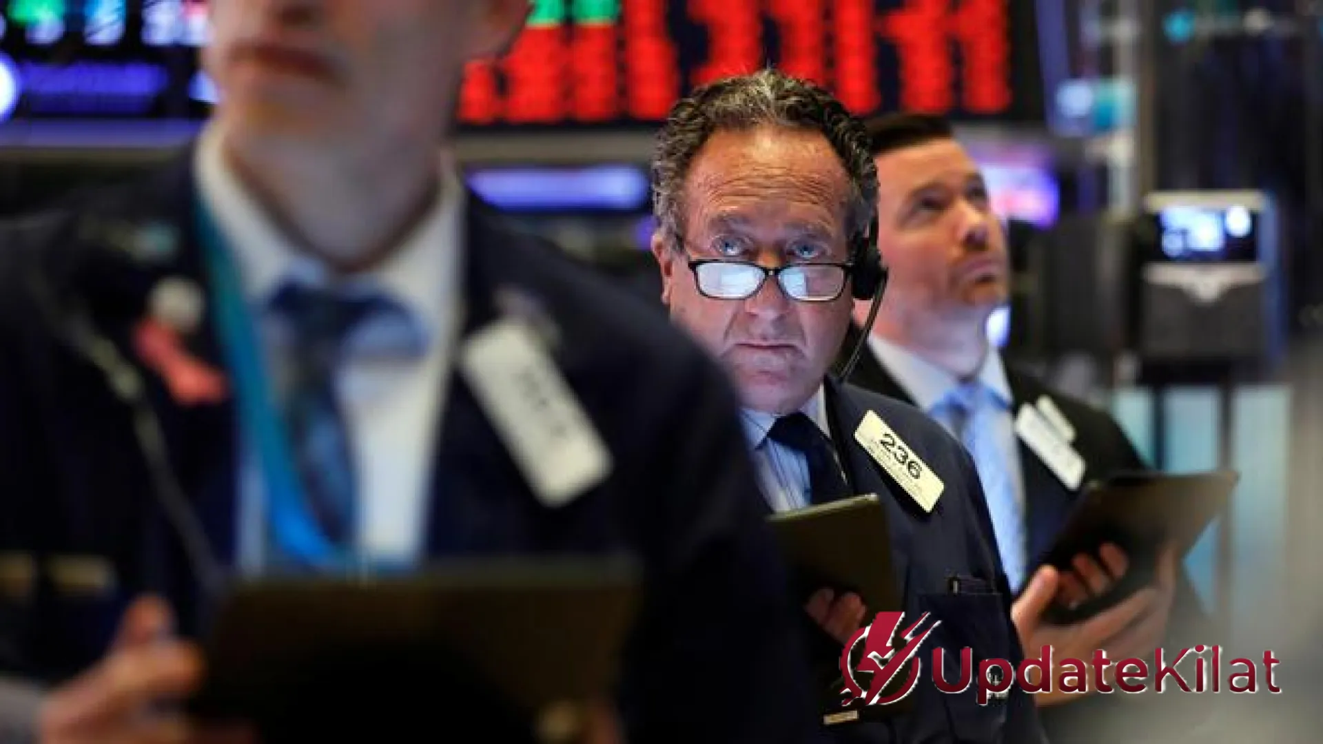 Wall Street Ditutup Beragam, S&P 500 dan Nasdaq Amankan Kinerja Mingguan Terkuat Sejak November